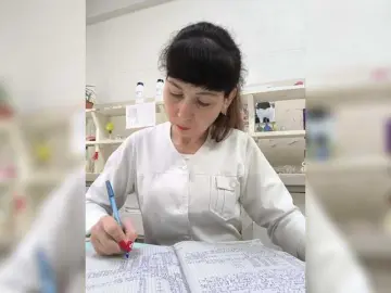 Caroliiine  live sex cam