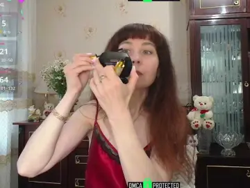 Caroliiine  live sex cam