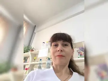 Caroliiine  live sex cam