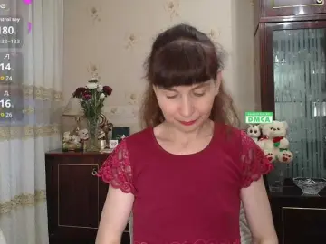 Caroliiine  live sex cam