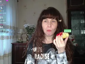 Caroliiine  live sex cam