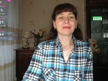 Caroliiine  live sex cam
