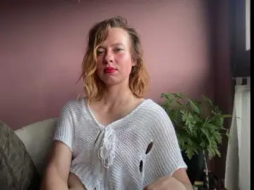 BettyLovely  live sex cam