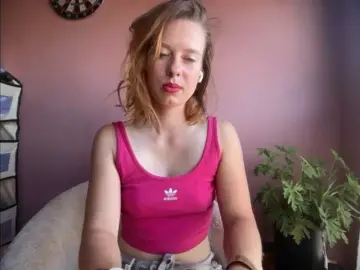BettyLovely  live sex cam