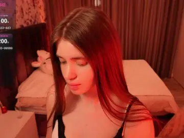 ChloeSpark  live sex cam
