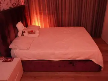 ChloeSpark  live sex cam