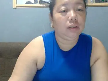 Isabella16  live sex cam