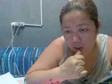 Isabella16  live sex cam
