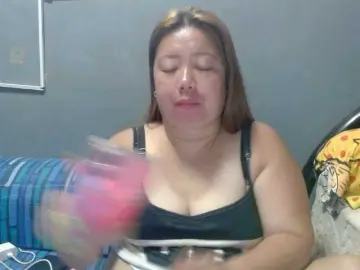 Isabella16  live sex cam