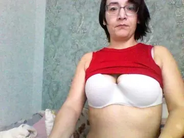 Jenis-1  live sex cam