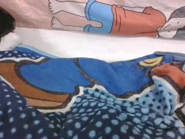 Lyah7a  live sex cam