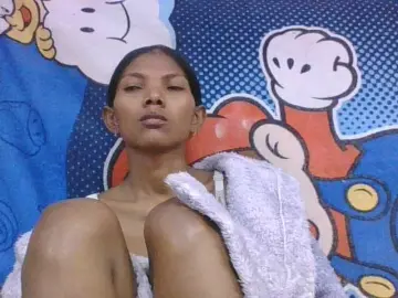 Lyah7a  live sex cam