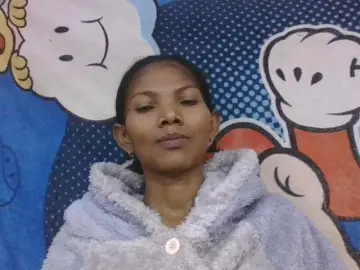 Lyah7a  live sex cam