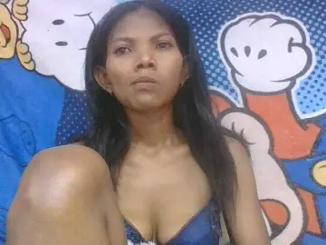 Lyah7a  live sex cam
