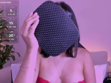 SophieeJacobs  live sex cam
