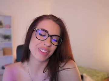 Evagomess18  live sex cam