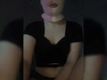 Ananastik  live sex cam