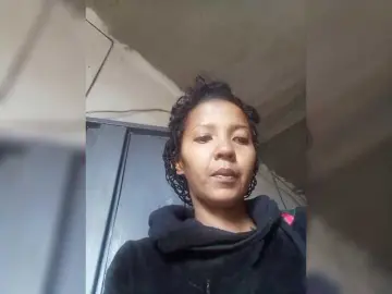 Bexa31  live sex cam