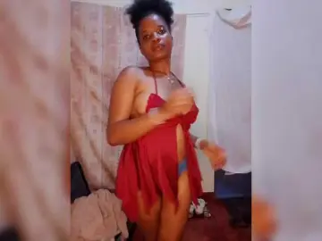 CaramelBuns  live sex cam