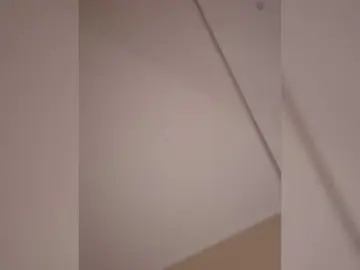 JuiCyPussyMos  live sex cam