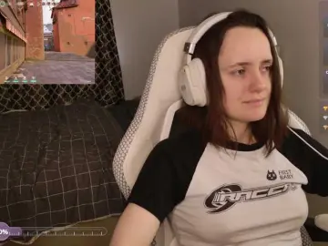 LunaL0ve  live sex cam