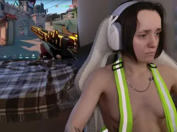 LunaL0ve  live sex cam