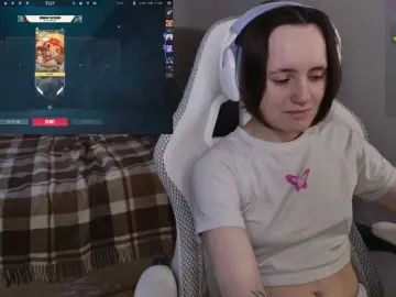 LunaL0ve  live sex cam