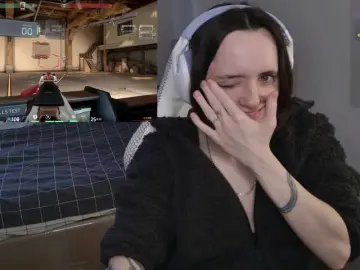 LunaL0ve  live sex cam