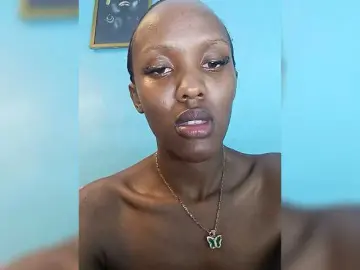 Trisha254  live sex cam