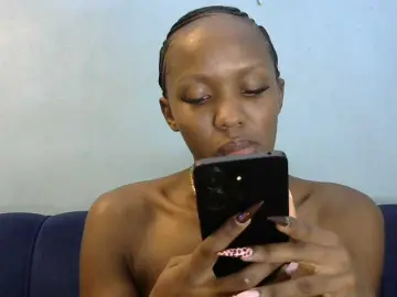 Trisha254  live sex cam
