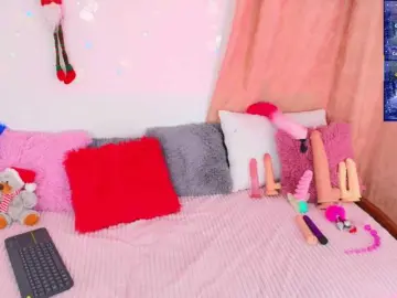 CloeeLovee  live sex cam