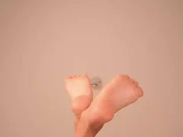 LillyThomps  live sex cam