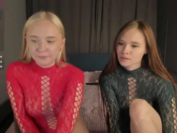 OliviaLivi  live sex cam