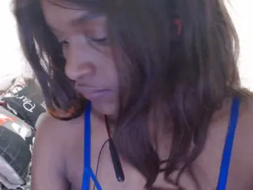 Sexyjustin202  live sex cam