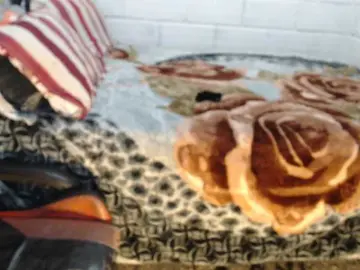 Sexyjustin202  live sex cam