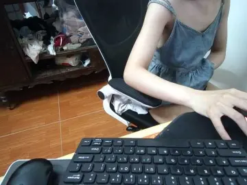 Siam-sexyy  live sex cam