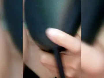 Melynaa  live sex cam