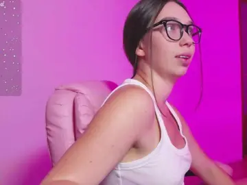 ArianaHotAriana  live sex cam