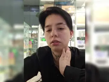 AsTrida  live sex cam