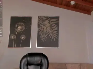 CarolineGrace  live sex cam