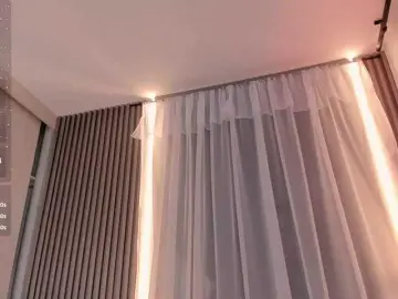 CarolineGrace  live sex cam
