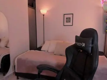 LizzyColins  live sex cam