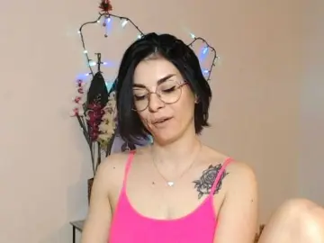 Sexmilfxx  live sex cam