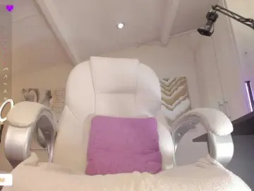 Catalinasaiz  live sex cam