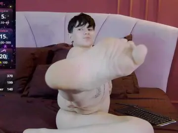 Ravenryx  live sex cam