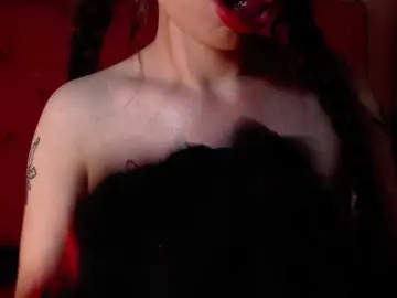 Selenabustamante  live sex cam