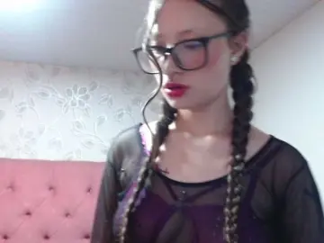 Selenabustamante  live sex cam