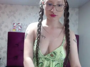 Selenabustamante  live sex cam