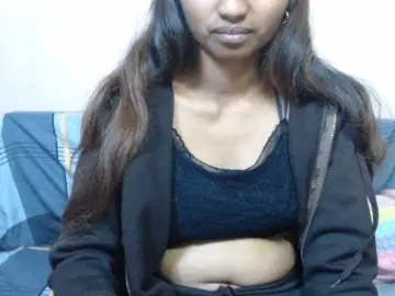 Rjennie  live sex cam
