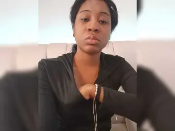 Silvanarose  live sex cam